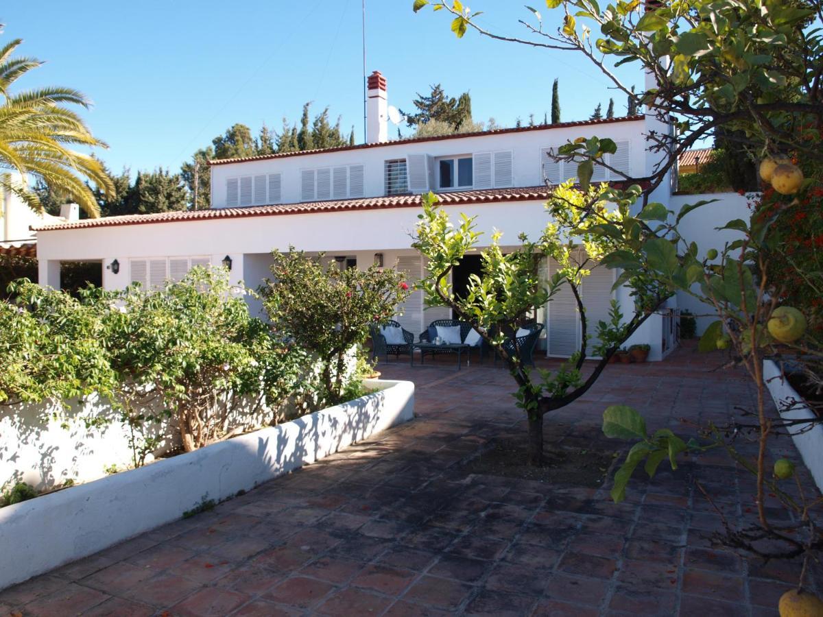 Acogedora Y Amplia Con Piscina Vakantiehuis Málaga